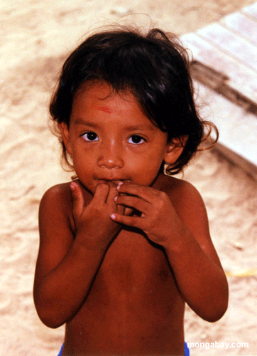 Bambino Di Amazonian, Brasile