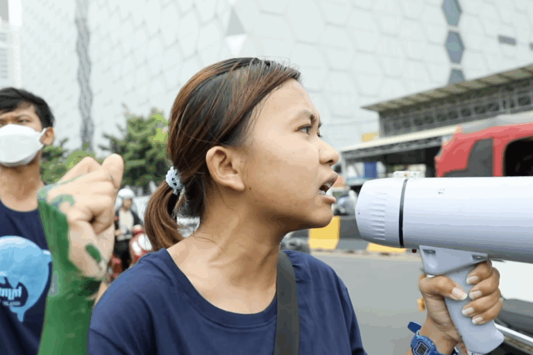 Still from The Clearing